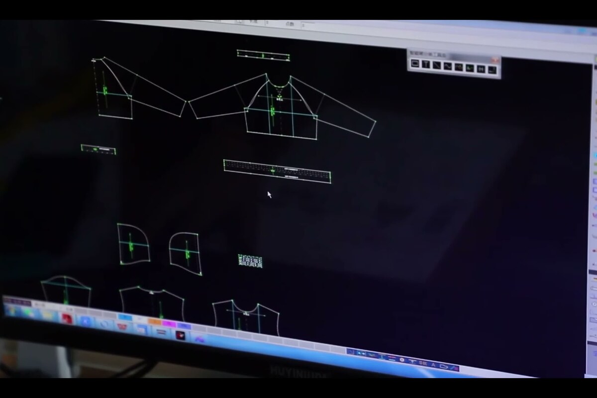 Digital garment pattern screen in factory